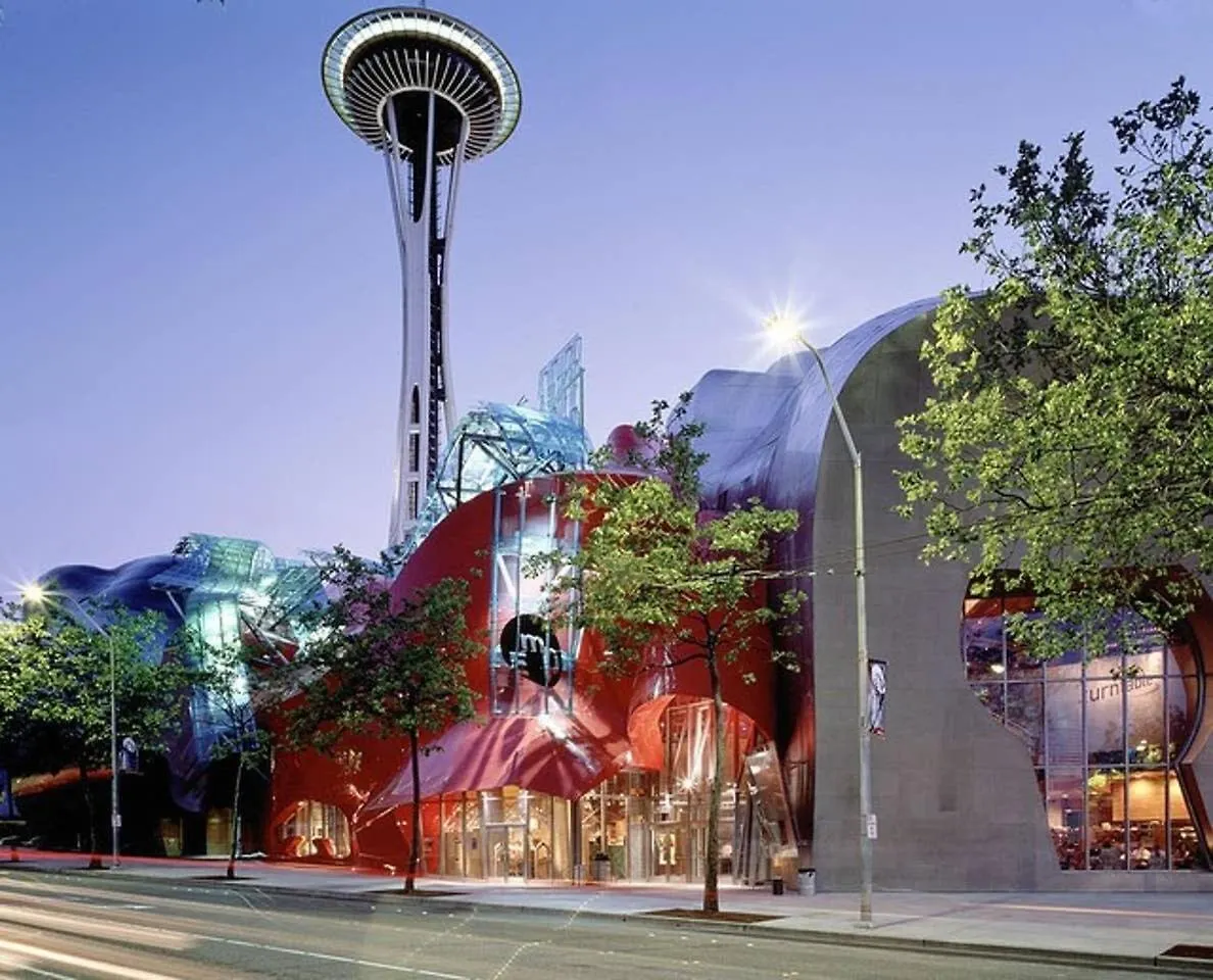 Holiday home Dt Designer'S 2Br Condo Parking Tub Pool - 99 Walk Score Seattle